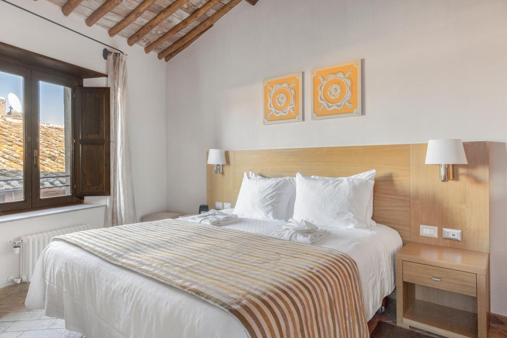 Palazzo Catalani Resort Soriano nel Cimino Luaran gambar