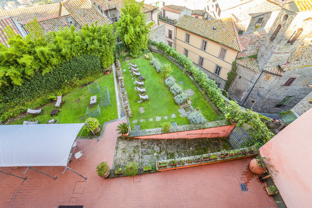 Palazzo Catalani Resort Soriano nel Cimino Luaran gambar